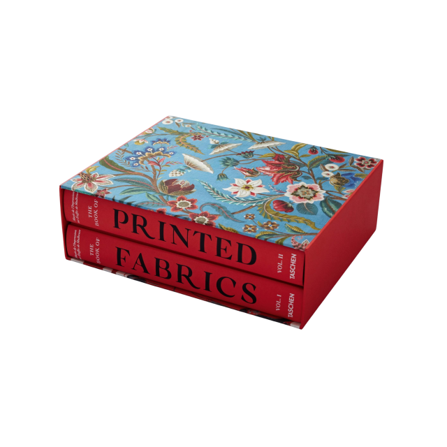 BOOK OF PRINTED FABRICS FROM THE 16TH CENTURY UNTIL TODAY
